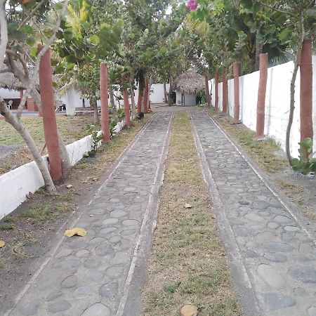Villa Tortugas มอนเตริโก ภายนอก รูปภาพ